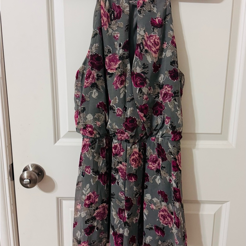 Floral Romper in Gray and Pink size l ptp 20